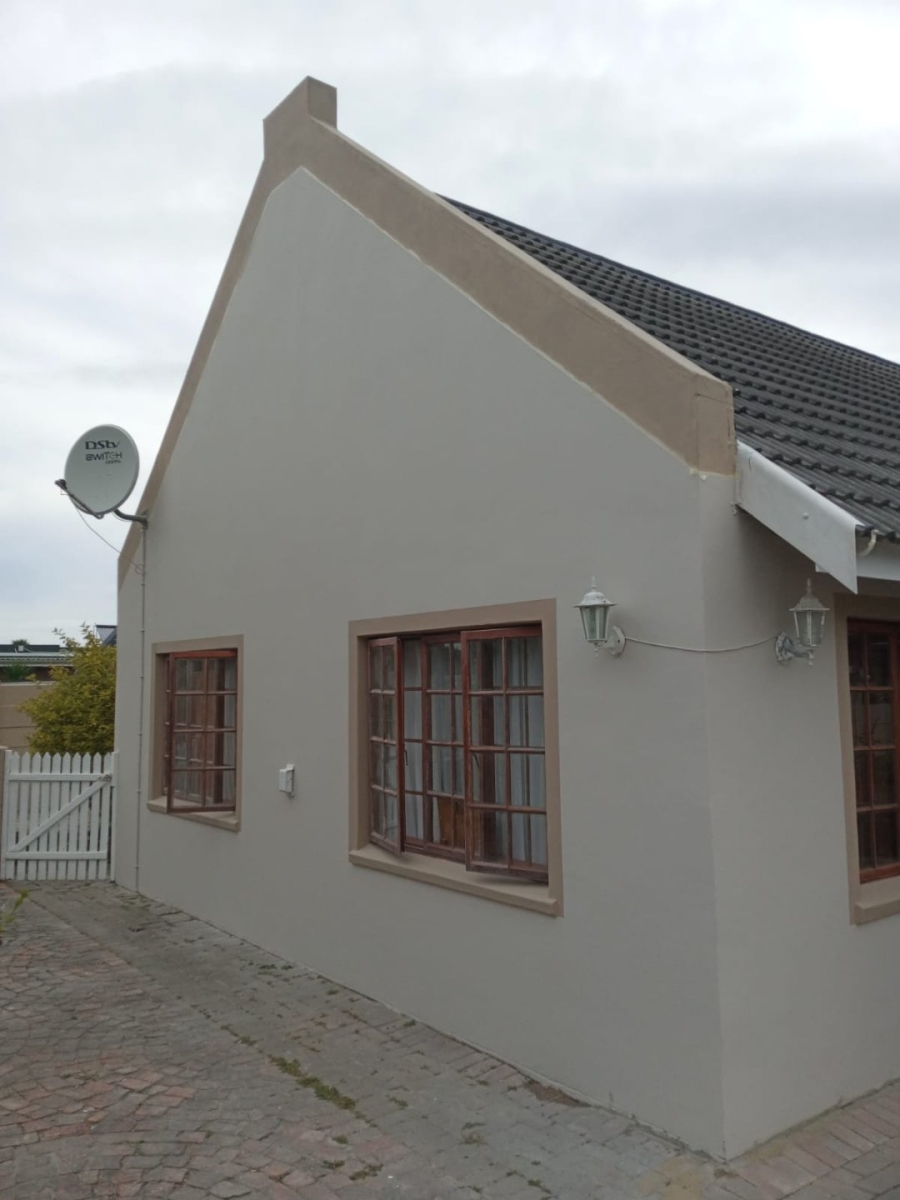 3 Bedroom Property for Sale in Denneoord Western Cape